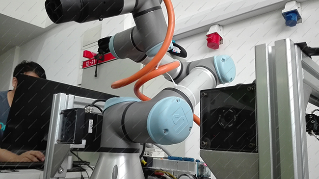 機(jī)器視覺(jué)應(yīng)用于電動(dòng)汽車(chē)充電端口視覺(jué)定位與測(cè)量